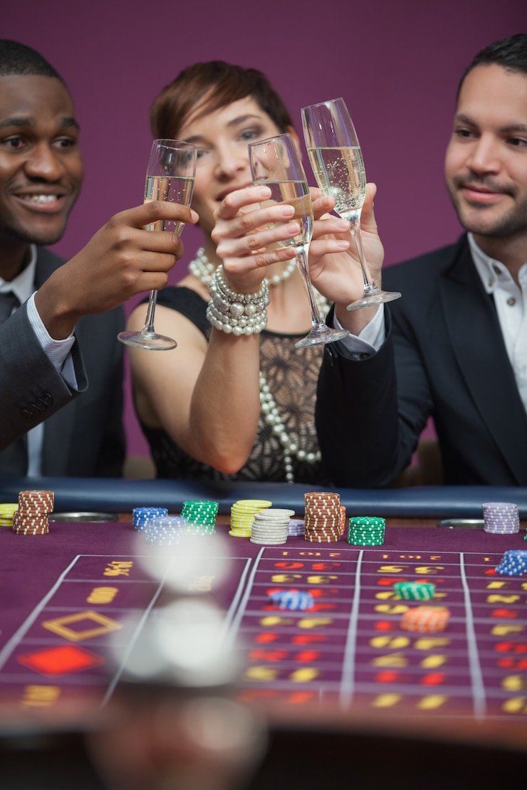 Bet history and settlement display showing hand results and account balance update
